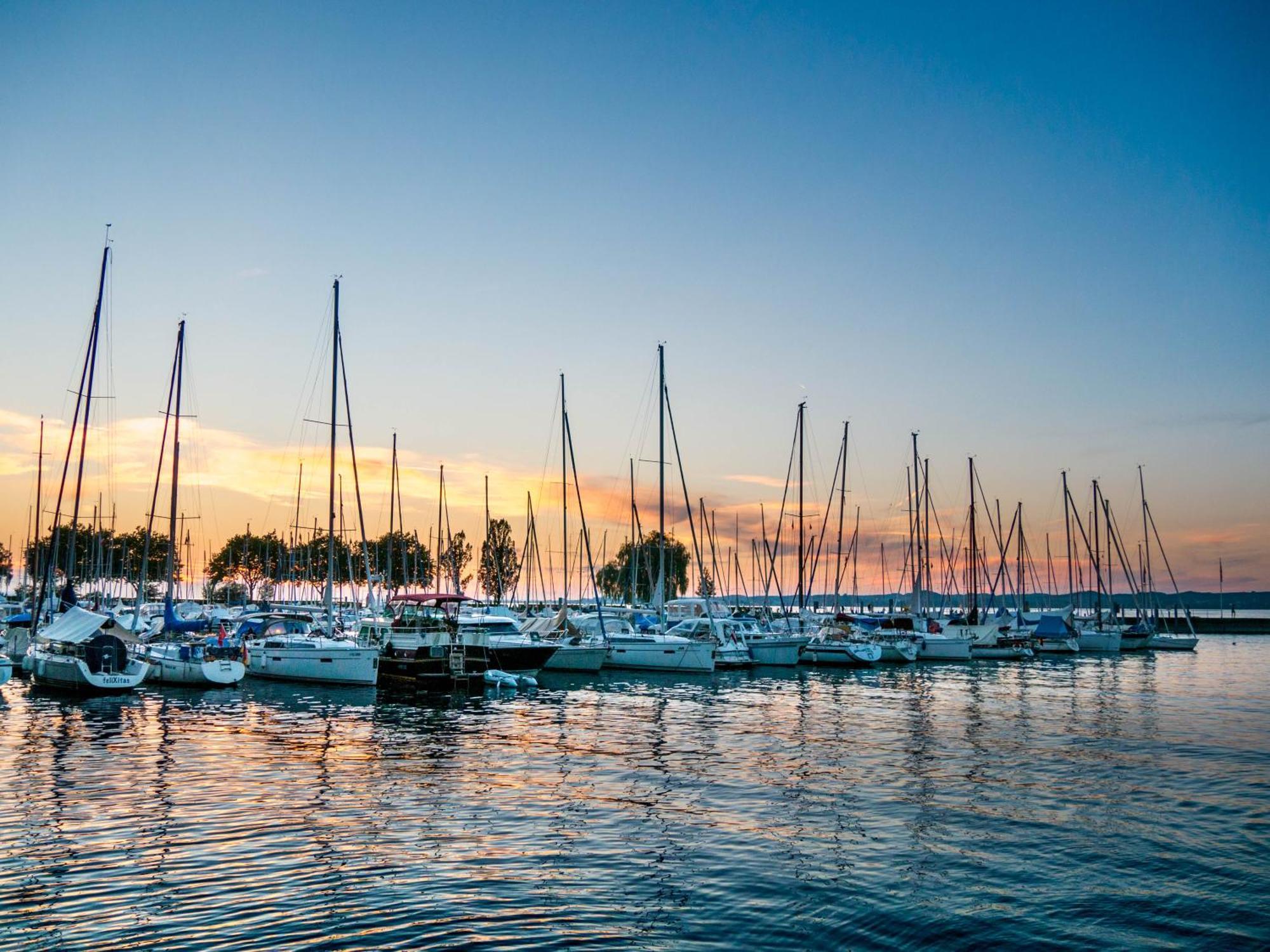 Seeblick Bregenz - Mit Parkgarage Exterior photo